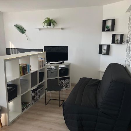Le Clemenceau Apartment Peronne  Ngoại thất bức ảnh